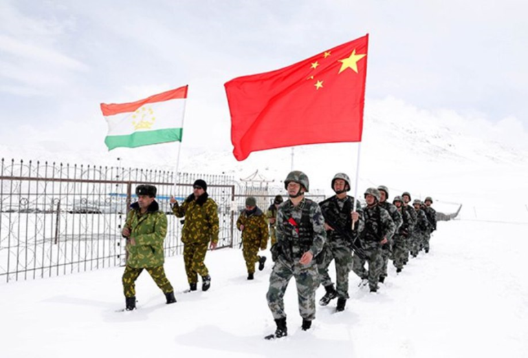 Tayikistán aumenta su cooperación militar con China